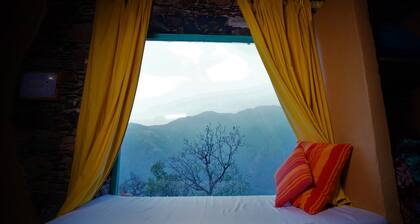 Scenic & Beautiful Cottages for self awareness, nature and healing. (Room 2)