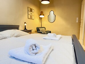 3 bedrooms, desk, iron/ironing board, travel cot - Gartenapartment / Gratis Parkplatz / Free Parking (Wien)