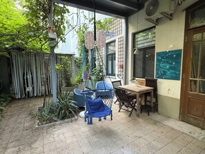 Outdoor dining - Gartenapartment / Gratis Parkplatz / Free Parking (Wien)