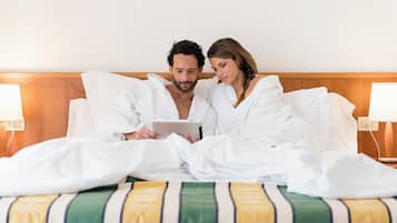 Minibar, una cassaforte in camera, una scrivania, Wi-Fi gratuito