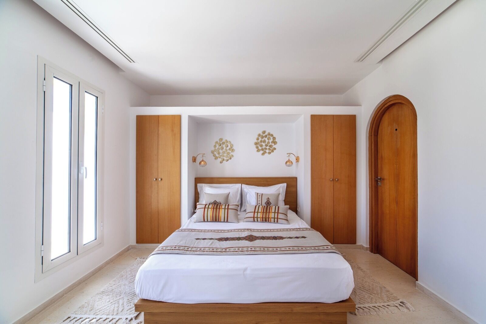 5 chambres, fer et planche à repasser, Wi-Fi gratuit, draps fournis