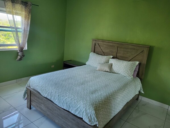 2 Schlafzimmer, Bügeleisen/Bügelbrett, Reisekinderbett, WLAN