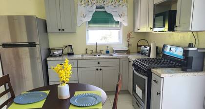 Sunny 2-Bedroom Retreat in Multi-Family Home