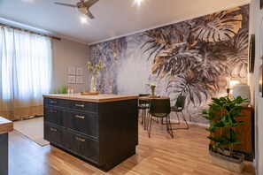Blackout drapes, iron/ironing board, free WiFi, bed sheets - STING Boutique Apartments  (Ostrava)