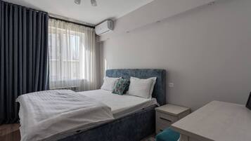 2 makuuhuonetta, silitysrauta/-lauta, Wi-Fi, vuodevaatteet