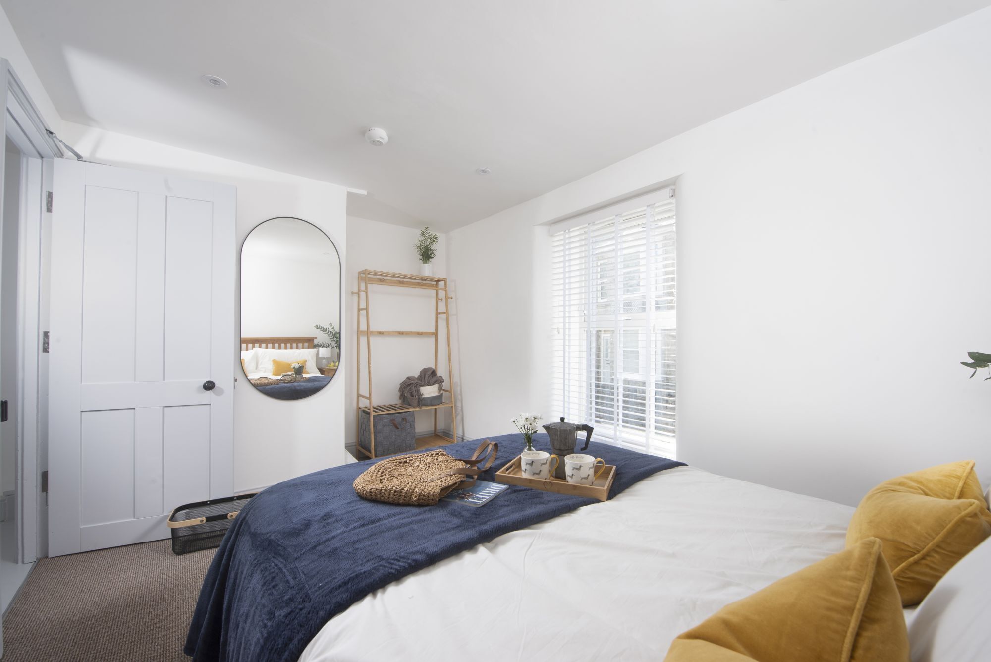 3 bedrooms, iron/ironing board, Internet, bed sheets