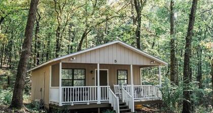 Fishing Retreat Cabin - 2bed/1 bath