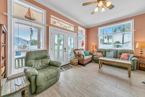 House, Multiple Beds (Blue Turtle Beach House) | Living area - Blue Turtle Beach House (Panama City Beach)