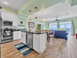 聯排別墅, 多張床 (Sunset Sanctuary) | 私人廚房