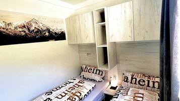2 bedrooms, free WiFi, bed sheets