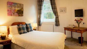 Habitación doble superior | Tabla de planchar con plancha y wifi gratis