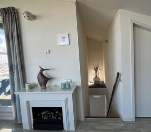 Bungalow, 3 soverom, terrasse, hageutsikt | Innvendig