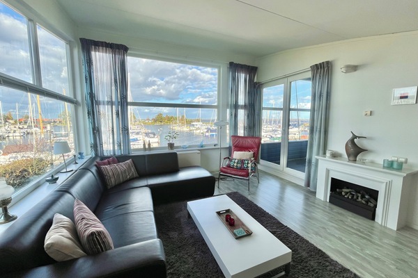 Bungalow, 3 Bedrooms, Patio, Garden View | Living area