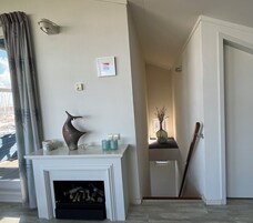 Bungalow, 3 Schlafzimmer, Terrasse, Gartenblick | Innenbereich