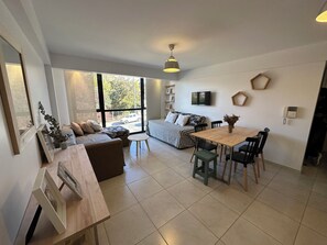 City Apartment | Living area | Flat-screen TV - Verbena (San Carlos de Bariloche)