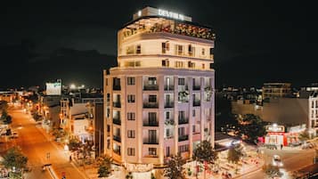 Mặt tiền nơi lưu trú