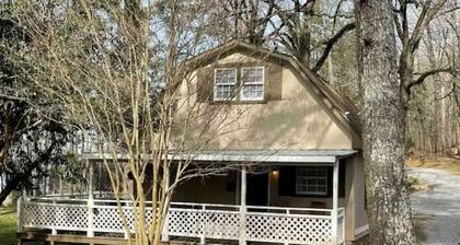 Catfish Cabin - Perfect Little Get-away