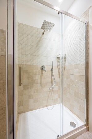 Apartment - Central Station Housing - Apartment 2 by Wonderful Italy (Naples)