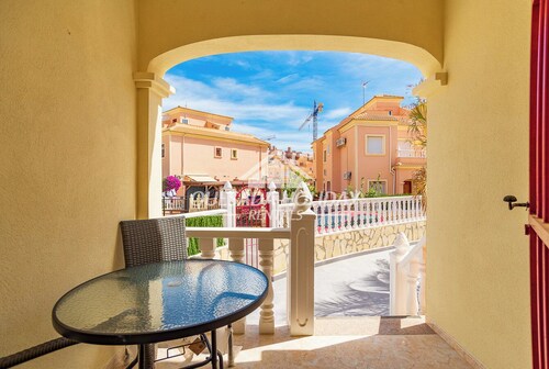 Villa La Zenia close to Beach, private pool, walking distance of Zenia Boulevard