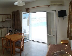 Apartment, 1 Bedroom | 2 bedrooms