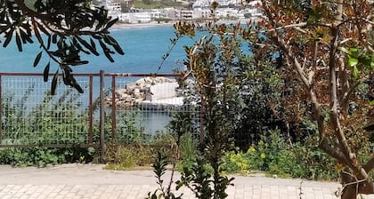 Sea View And Mountain View Apartment For 4 People