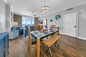 公寓客房, 多張床 (Ocean Reef 1204) | 用餐區