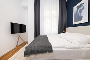 3 slaapkamers, een strijkplank/strijkijzer, wifi, beddengoed