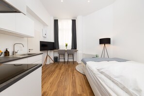 3 slaapkamers, een strijkplank/strijkijzer, wifi, beddengoed