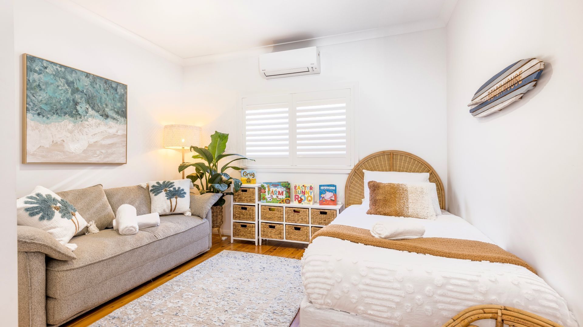 4 bedrooms, iron/ironing board, travel cot, free WiFi