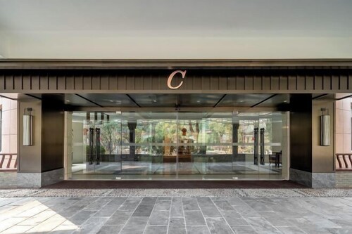 Zhongwei Yunhua Grand Hotel