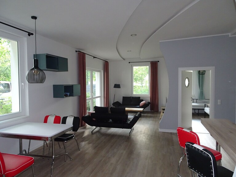 Schöne, Neue Ferienwohnung, Familienfreundlich In Zentrums- Und Schlossparknähe - Potsdam