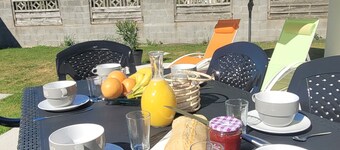 Gîte 6 Pers au Pays des Abers. 400 m de la Plage. 3 Chambres. 1 Salle de Bain
