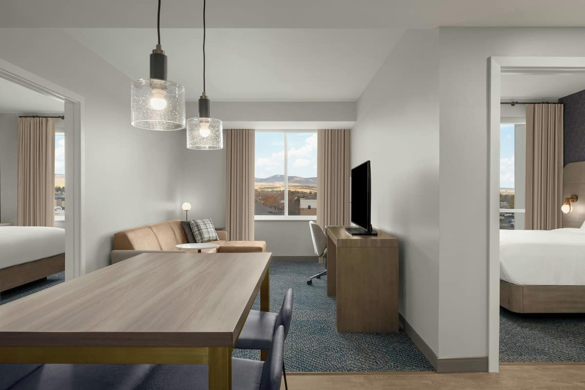 Suite, 2 Bedrooms | 1 bedroom, in-room safe, desk, laptop workspace