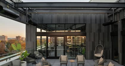 AC Hotel St. Louis Clayton