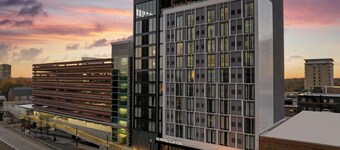 AC Hotel St. Louis Clayton