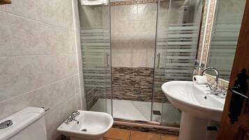 Deluxe Suite, Balcony, Mountain View