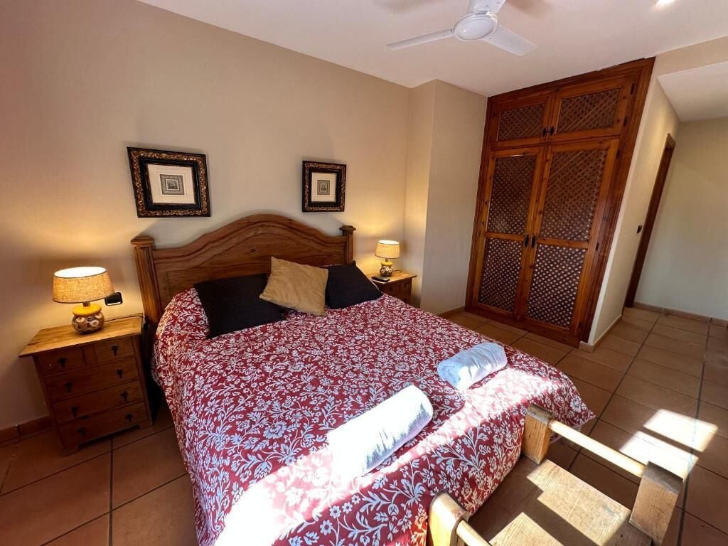 Standard Suite, Balcony, Mountain View