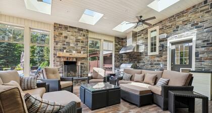 12 Acre Private Sport Resort & Spa Tennis Pickleball Sauna HotTub Pool Golf FIFA