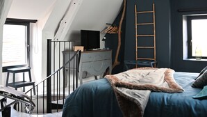 1 室のベッドルーム、デスク、アイロン / アイロン台、WiFi (無料)