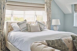 7 Schlafzimmer, Bügeleisen/Bügelbrett, WLAN