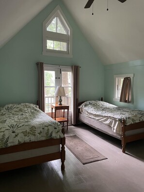 3 habitaciones, escritorio, wifi gratis y ropa de cama 