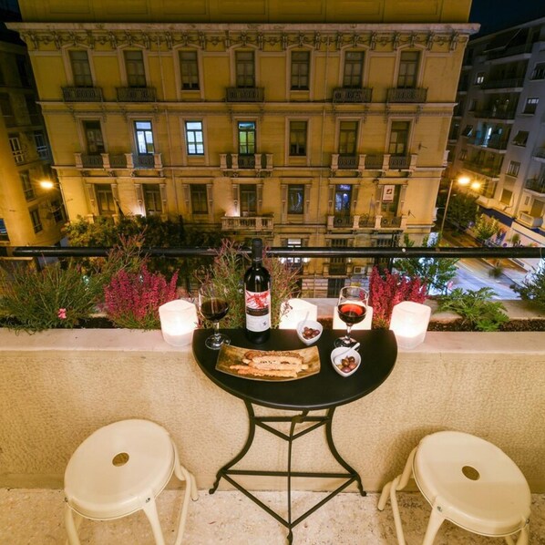 公寓, 吸煙房 | 2 間睡房