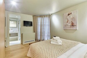 1 bedroom, iron/ironing board, free WiFi, bed sheets