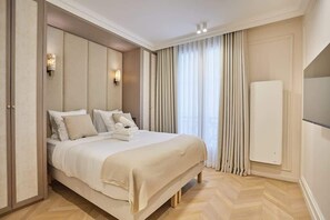 2 chambres, fer et planche à repasser, Wi-Fi gratuit, draps fournis