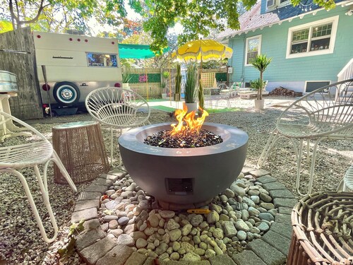 Vintage Glamper Oasis in Downtown Dover, walk to downtown and Henry Law Park