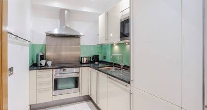 Lovely 2-bed House in Knightsbridge Central London