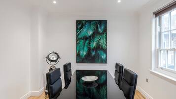 House | Dining