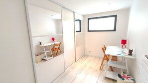 Dining - Maison Familiale Avec Jacuzzi spa (Nozay)