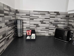 Apartment | Interior - Grays Apartment With City Views Lakeside Shopping (Grays)