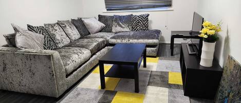 Apartment | Living area